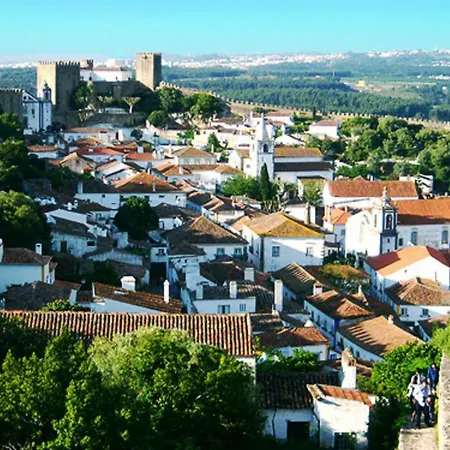 Charming House In With Mountain View Feriehus Alcobaça