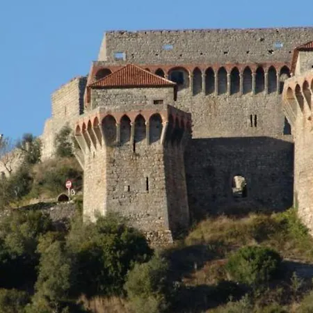 Charming House In With Mountain View * Alcobaça
