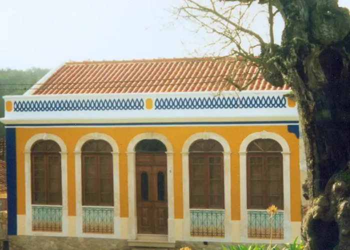 Charming House In With Mountain View * Alcobaca