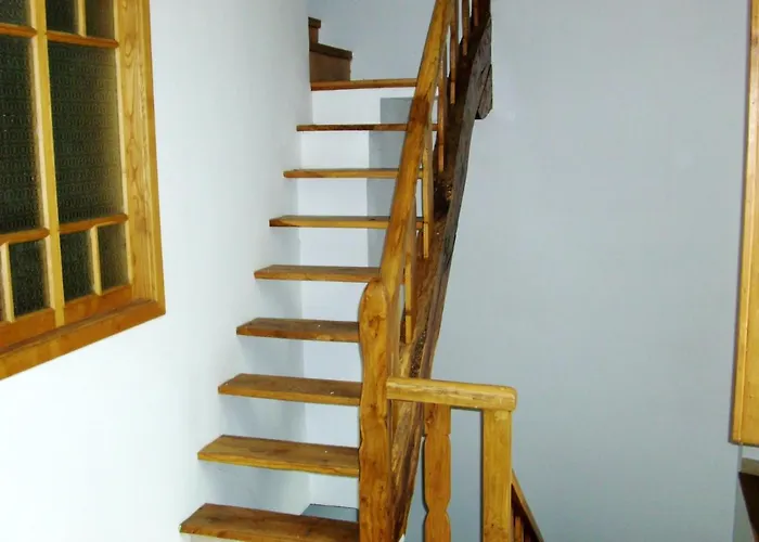 Charming House In With Mountain View *