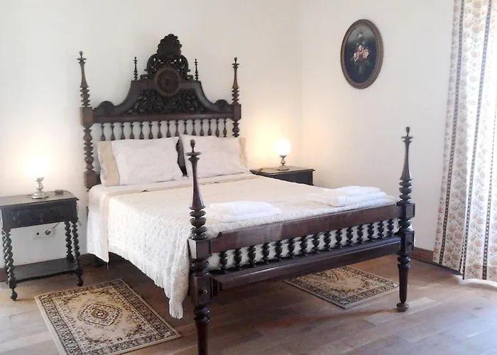 Charming House In With Mountain View *