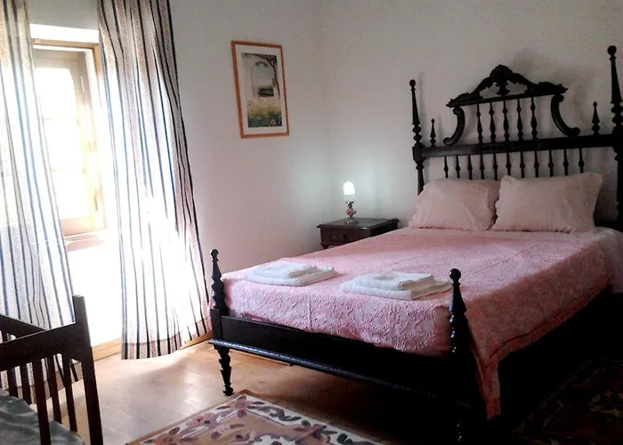 Charming House In With Mountain View