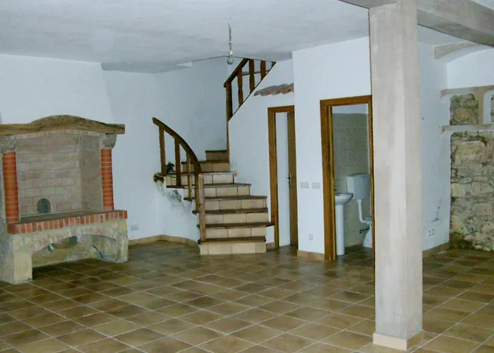 Charming House In With Mountain View *